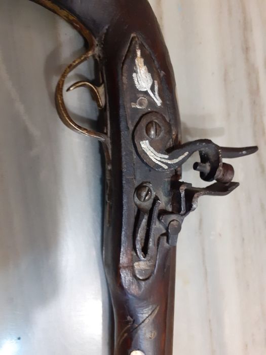 Красив кремъчен пистолет,пищов