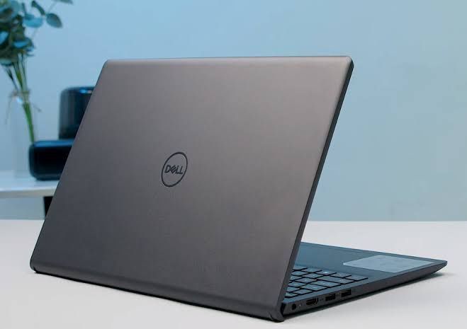 Dell Inspiron 15