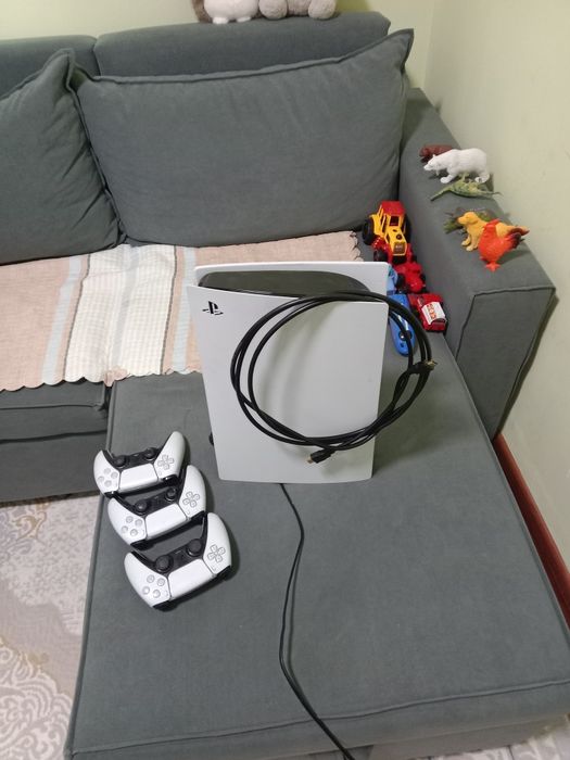 Продам playstation 5