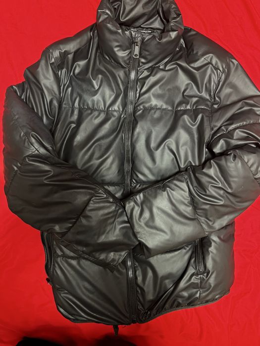 vand geaca Zara puffer de iarna Marimea S