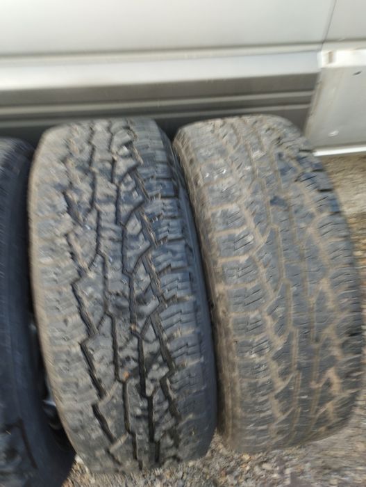 Гуми и джанти за Mitsubishi Paiero 265/60/18 2004 г