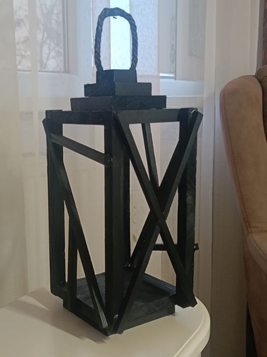 Felinar decorativ din lemn– pentru interior/exterior