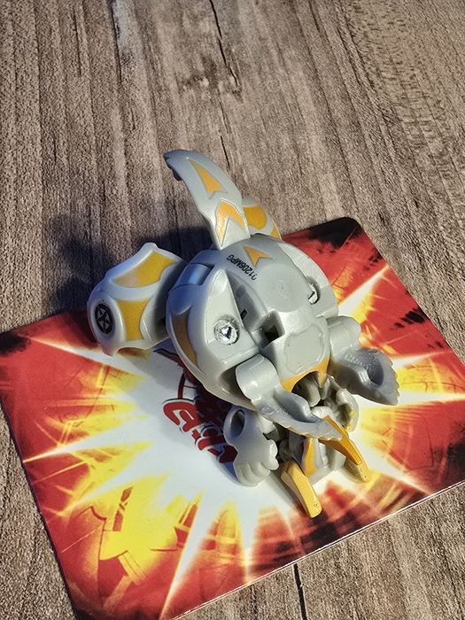 Bakugan original Haos Helix Dragonoid