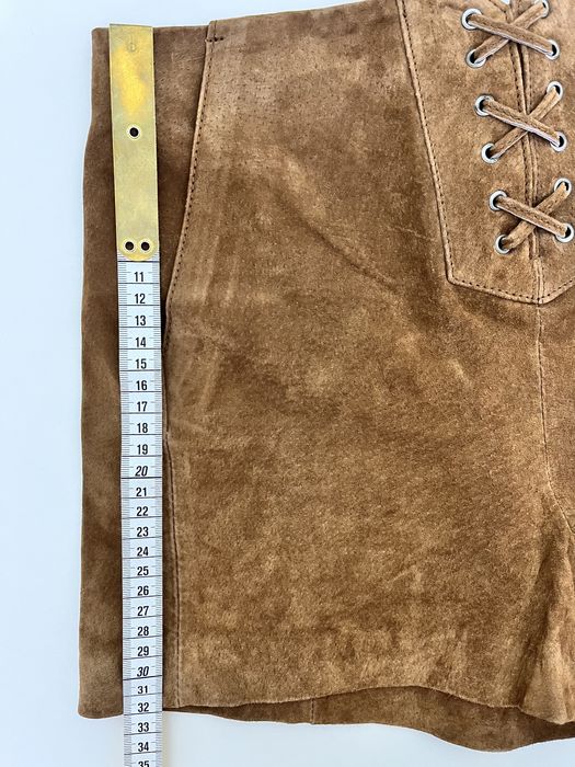 Pantaloni scurti Mango piele intoarsa naturala