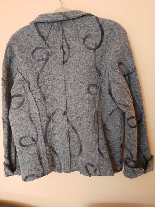 Жакет,тип сако,без подплата от чиста вълна марка ,witteveen