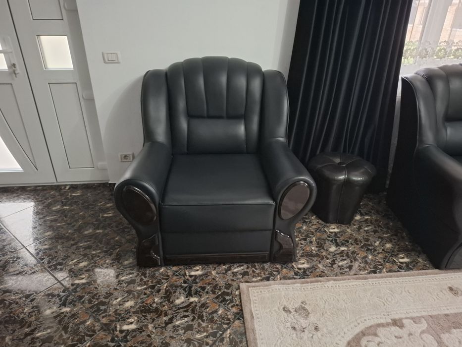 Canapea,fotoliu  se face pat deține lada pe nrru depozitare