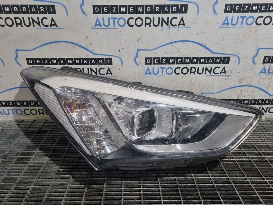 Far Dreapta Hyundai Santa Fe 3 2012 - 2016 SUV 4 Usi (1193) Xenon