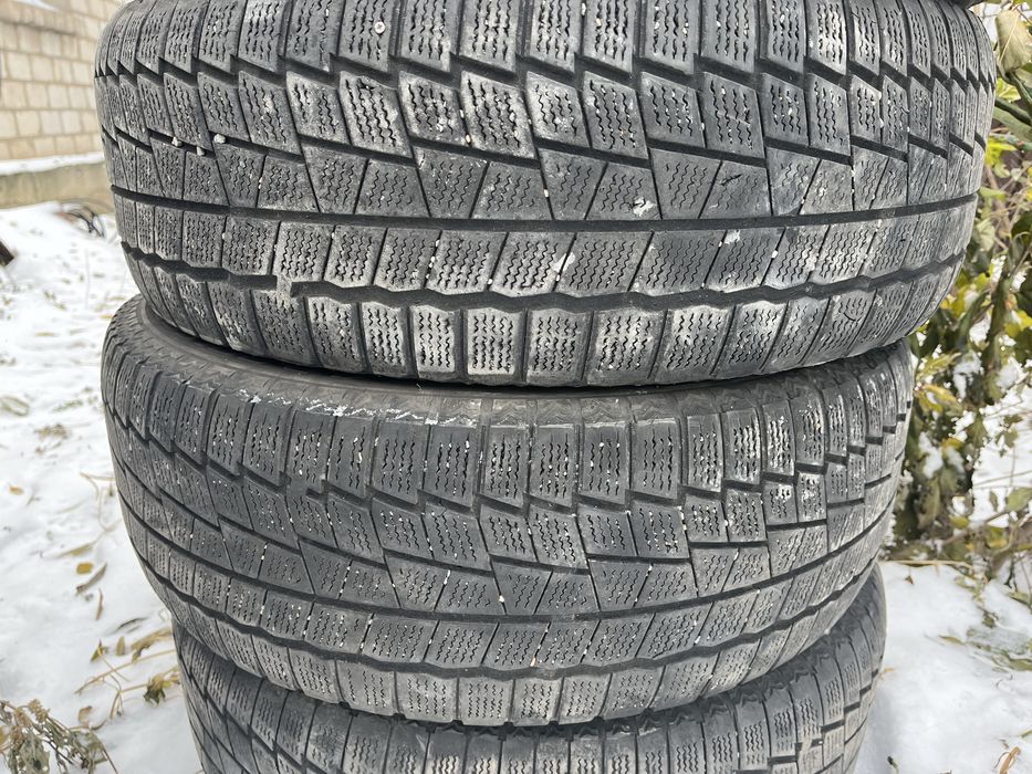 Продам 2 балона R16