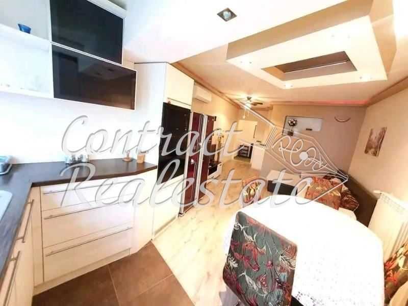 Дава се под наем Тристаен апартамент в Варна, Базар Левски - 75 кв.м за 510 € - Снимка #2