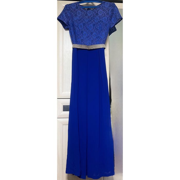 Продам платье вечернее на выпускной и другие мероприятия