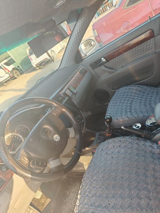 Lasetti 2lik mator  2006 yili 1 chap krelo almashgan