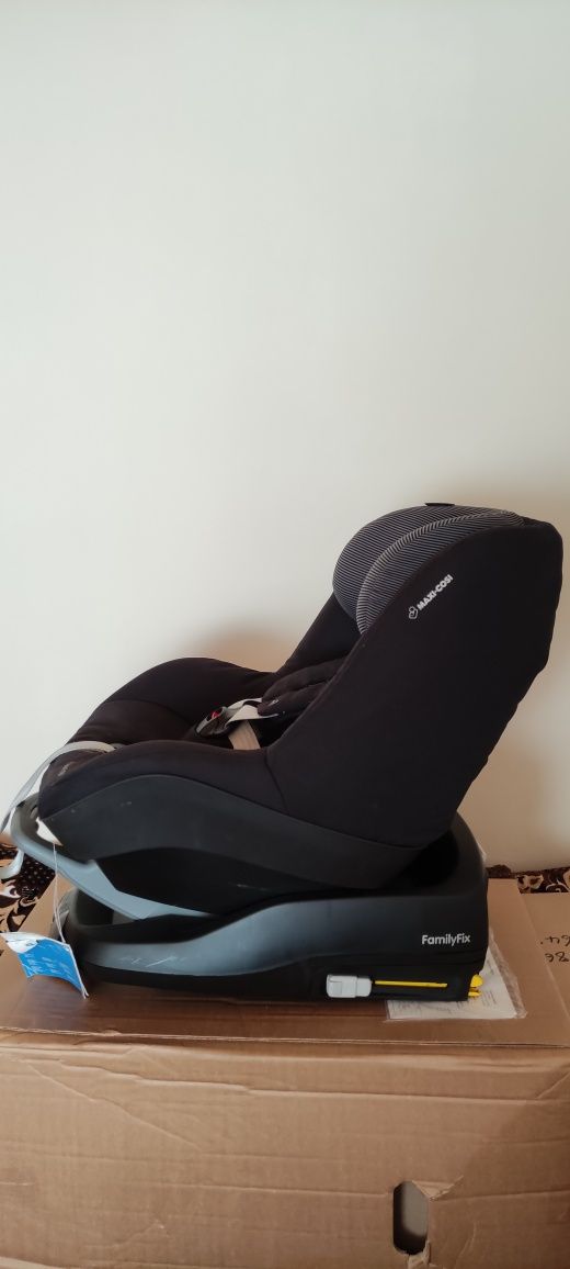 Комплект столчета с база Maxi Cosi Family fix, Cabrio fix и Pearl