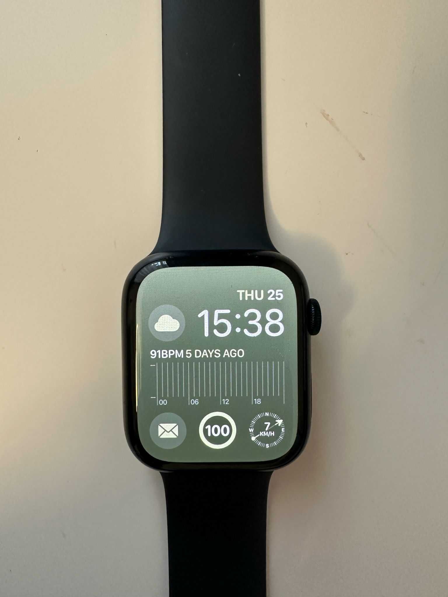 Apple Watch 9, GPS, Midnight Aluminium 45mm, Midnight Sport Band - M/L