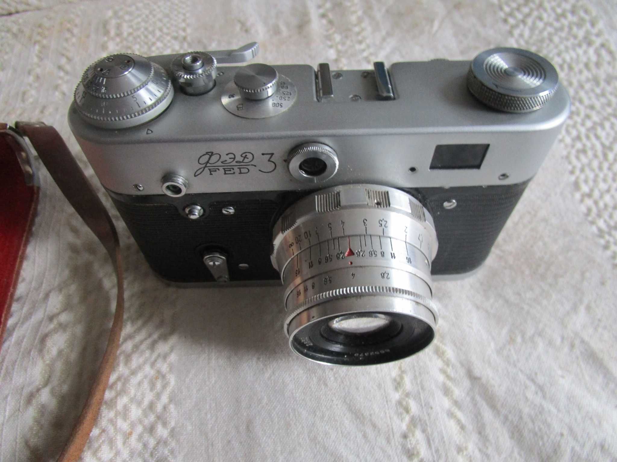 Съветски фотоапарат ФЕД 3
