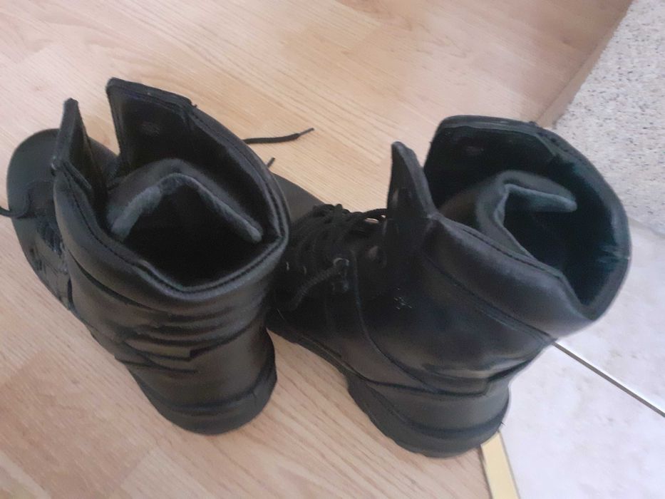 Кожени мъжки кубинки