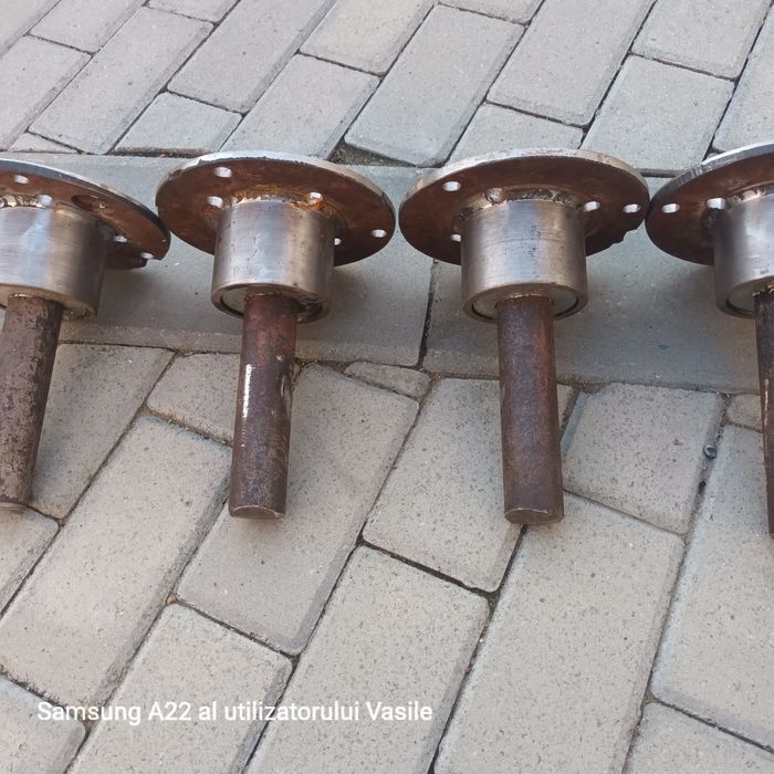 Butuci caruta mare .