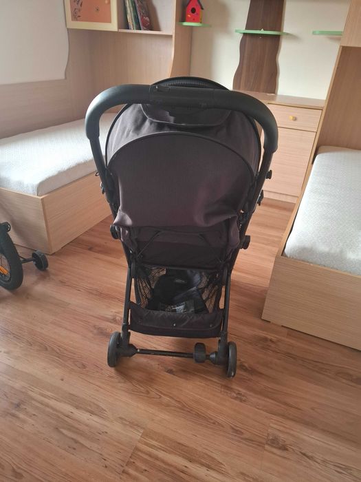 Продавам Детска количка