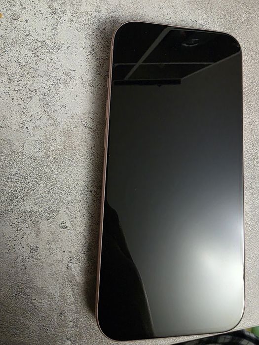 Продам Iphone 15