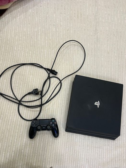 Playstation 4 Pro 1TB