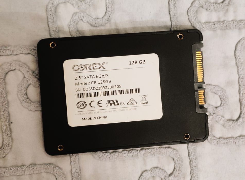 Продаётся ССД диск на 128гб
