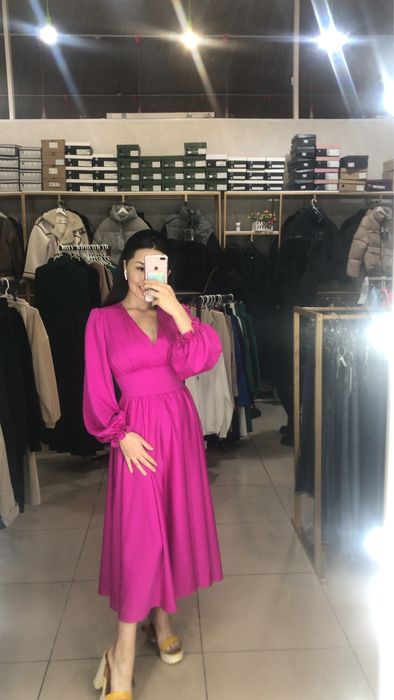 Розовое Платье размер М