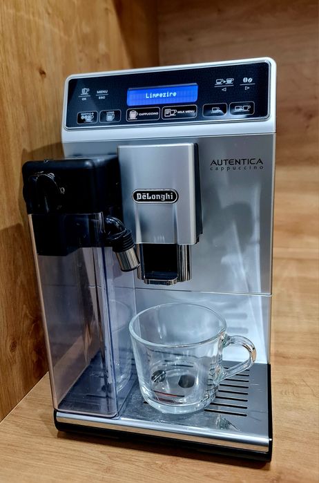 DeLonghi Autentica Cappuccino