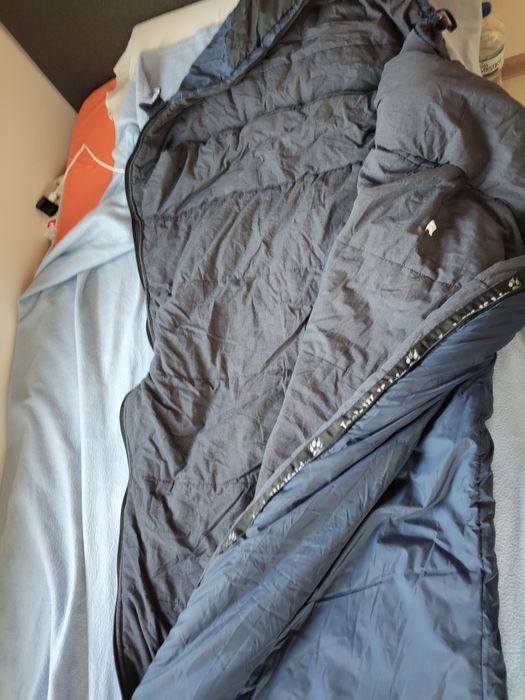 Vând de sac dormit