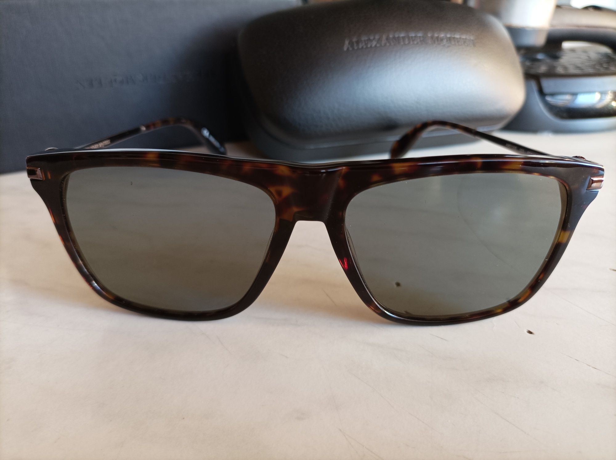 Alexander McQueen оригинални дамски слънчеви очила