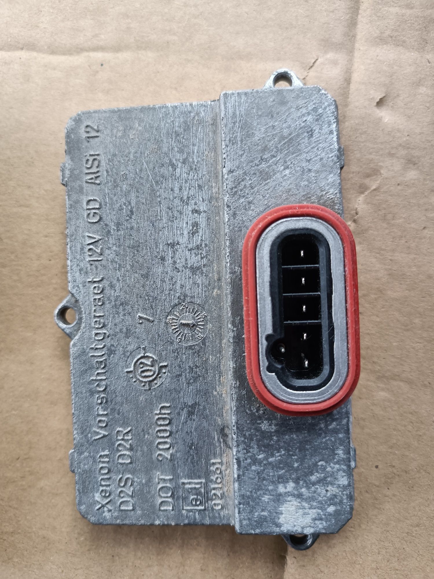 Bec , Balast, Aprindere xenon 12v