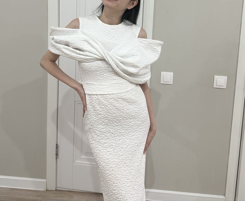 Платье белое 15к