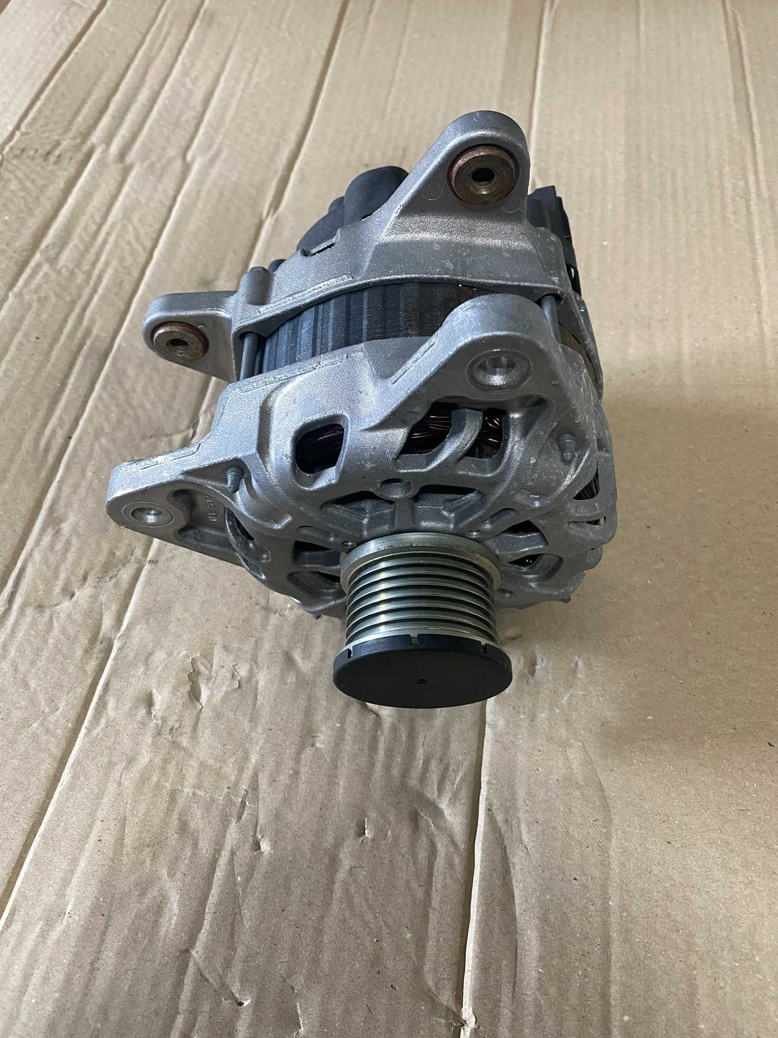 Alternator gama Dacia Nissan Renault 0.9 1.2 1.6 231006677r original