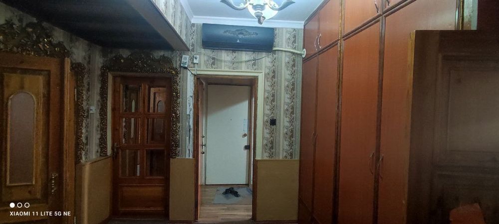 Sergili 6 . 5 xonali uy sotiladi