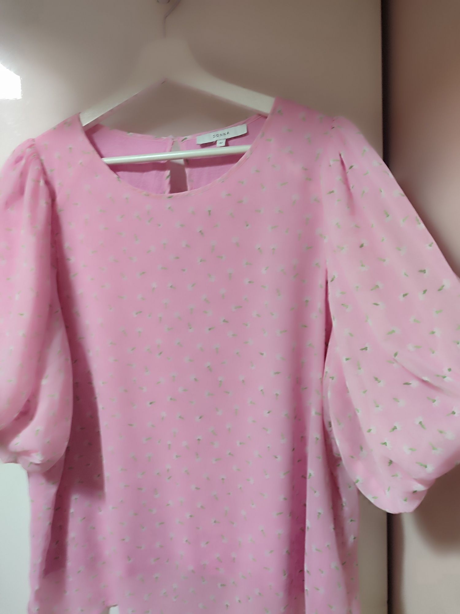 DONNA Clothing 42 L