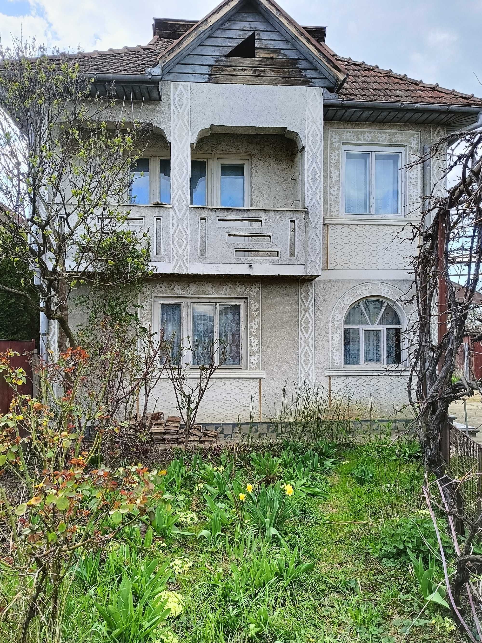 Oportunitate unica! Vand 2 case si teren generos in Sighetu Marmatiei