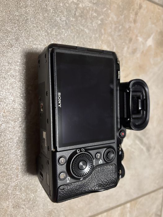 Sony a7iii body + 4 baterii 141k shutter count