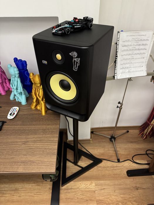 KRK Rokit 8 студийни колони монитори аудио интерфейс саунд карта