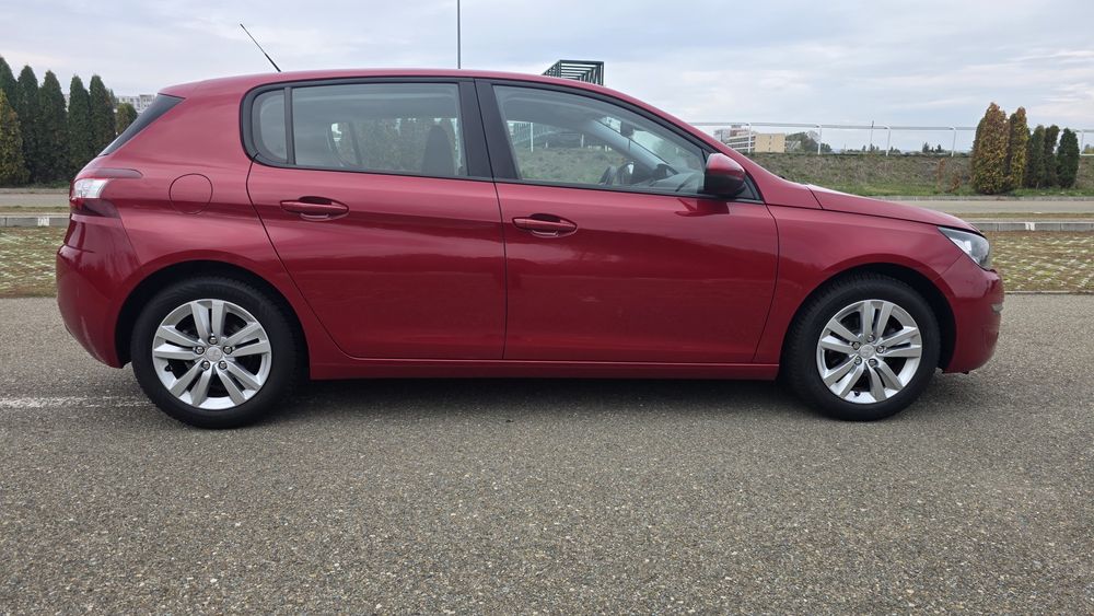 Peugeot 308  Fabricatie 2014  1.2 benzina 85 cp