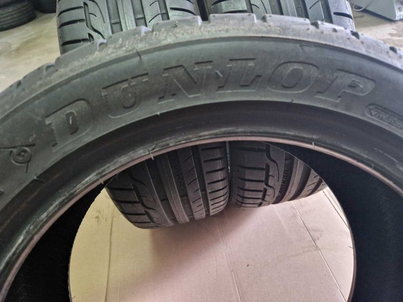 2 Dunlop R17 225/45/ 
летни гуми DOT0220
