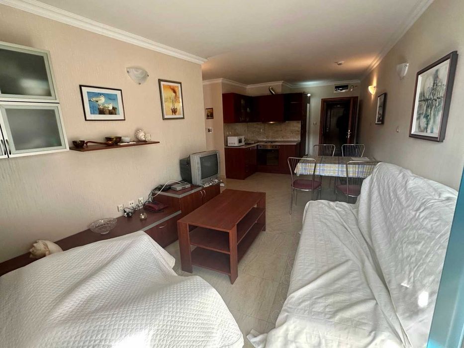 Продава се Двустаен апартамент в к.к. Слънчев бряг - 69 кв.м за 1232 €/кв.м - Снимка #5