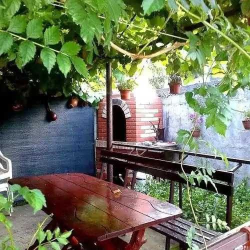 Cazare Baile Herculane Casa Adelina 3***