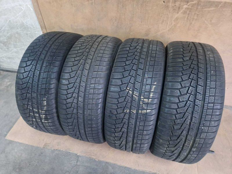 4  Hankook R19 235/50/ 
зимни гуми 
DOT3719