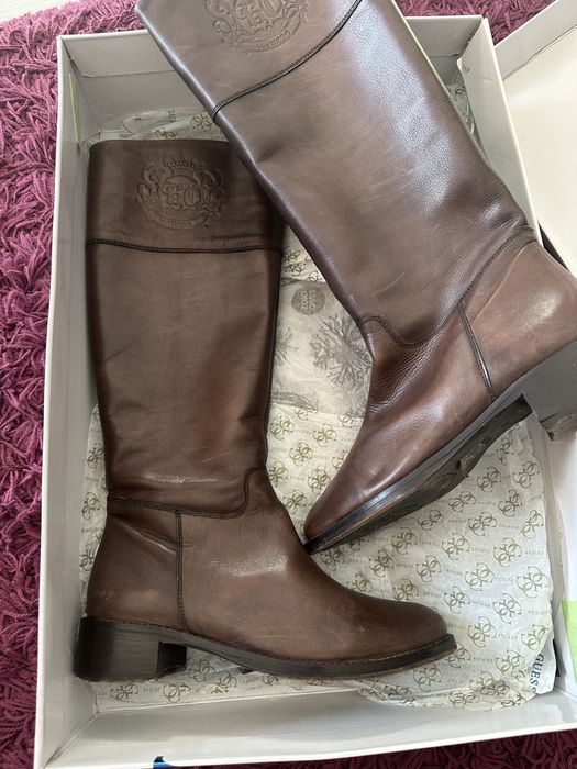 Ботуши на Guess