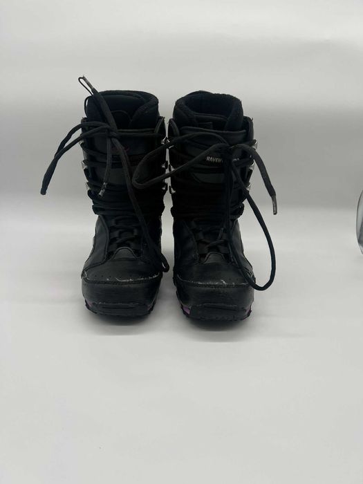 Boots snowboard RAVEN marime EUR:37 Mondo:24