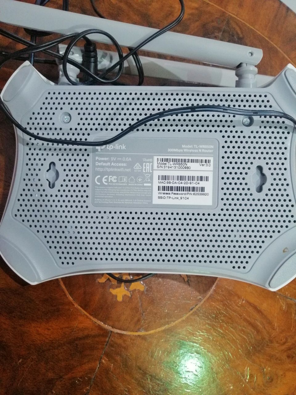 Router TP Link model WR850N