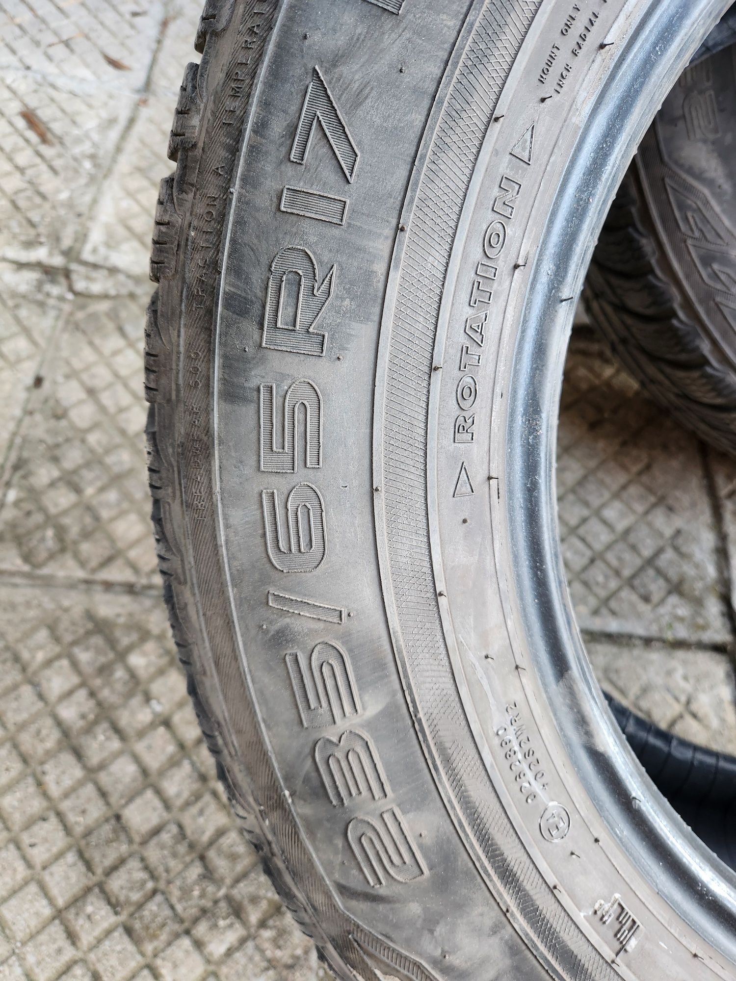 Зимни гуми NOKIAN 235/65/17 XL