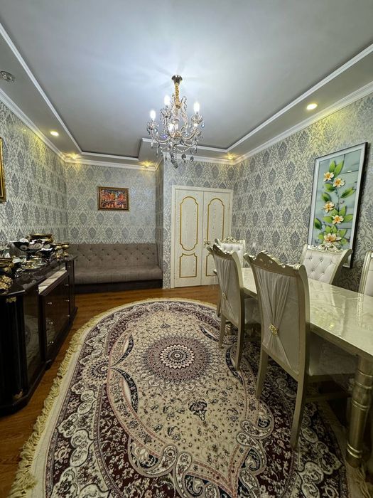 Банковский дом 2 в 3.массив феруза экобозор чимган.