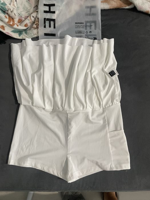 Shein плисирана спортна пола-шорти