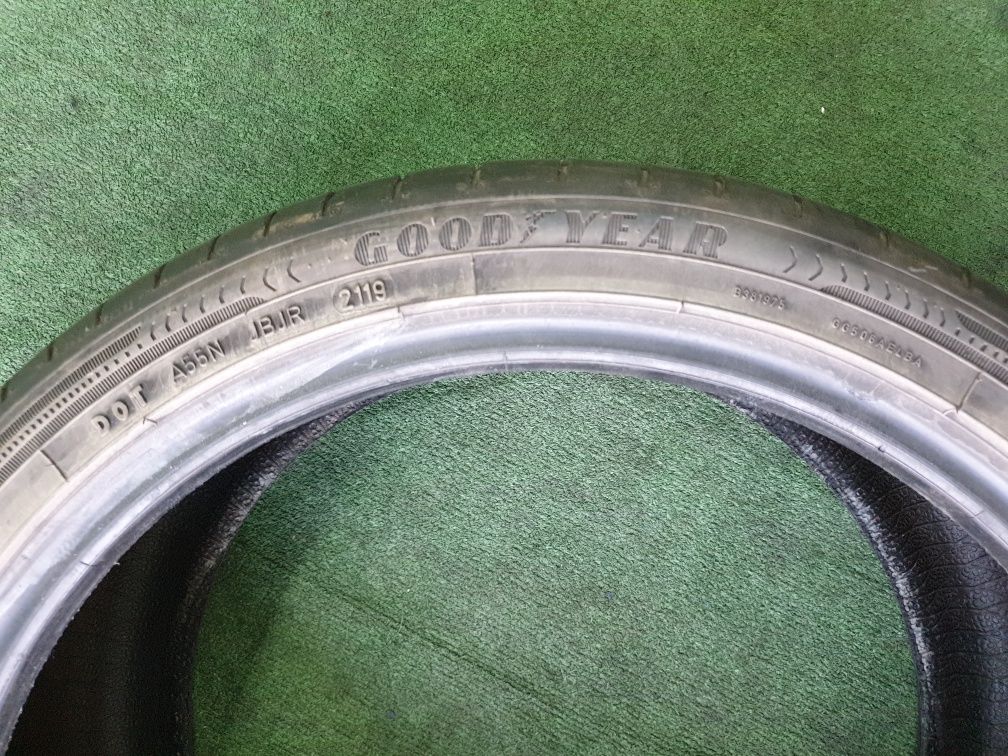 225 40 18 vara Goodyear