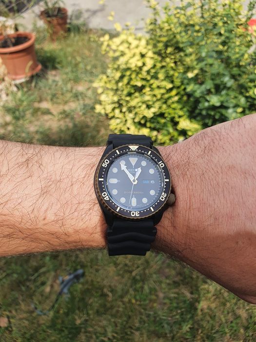 Vand Seiko SKX automatic
