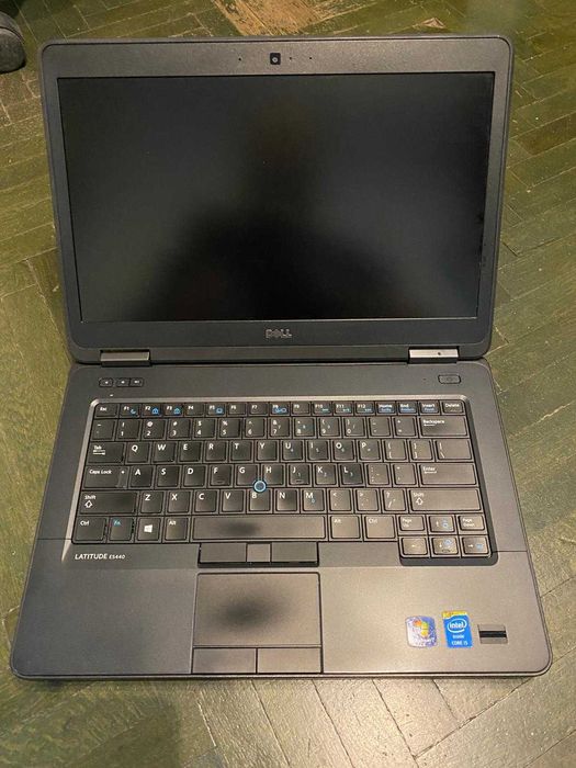 Laptop Dell E5440, i5-4300U, 4 GB RAM, Linie display, Noua bateria
